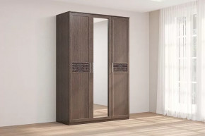 Шкаф 3-х створчатый с зеркалом Кэт-4 Венге Диал в Муравленко - muravlenko.mebel-tymen.ru | фото